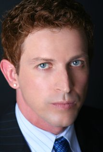 Актер Линкольн Де Оливейра