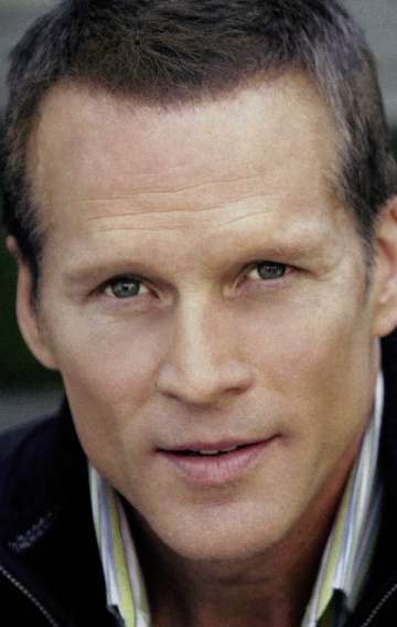 Актер Дэниел Тостенсон