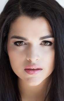 Актер Ив Харлоу