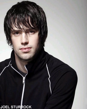 Актер Джоэль Старрок