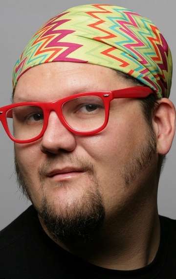 Актер Джей МакКэрролл