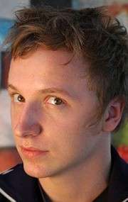 Актер Валло Кирс