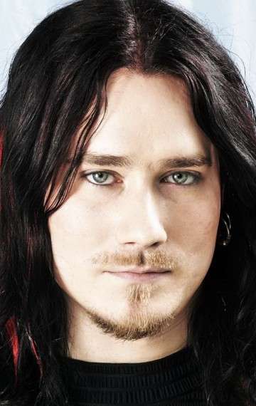 Актер Туомас Холопайнен