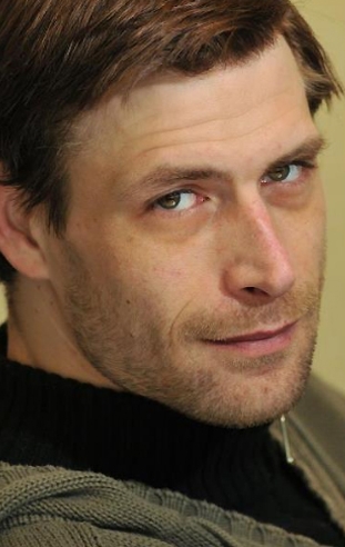 Актер Залан Макранчи