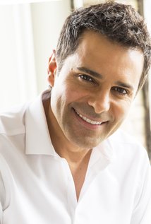 Актер Монтана Овикян