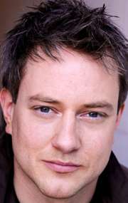 Актер Роберт Лоуренсон