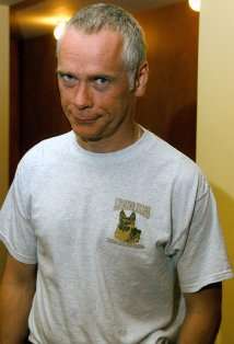 Актер Пол Диллон