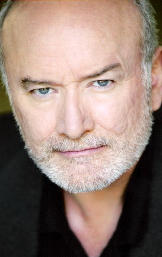 Актер Эдвард Джеймс Хайланд