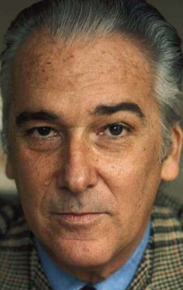 Актер Хосе Луис де Вильялонга