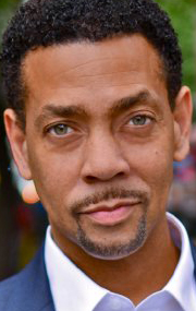 Актер Дэррил Рубен Холл