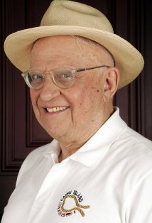 Актер Джордж Кристи