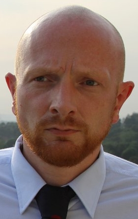 Актер Мадс Брюггер