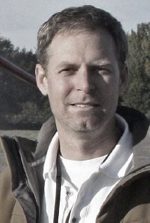 Актер Даг Скроджинс III