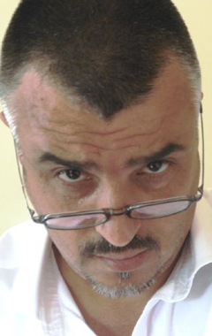 Актер Илир Ячеллари