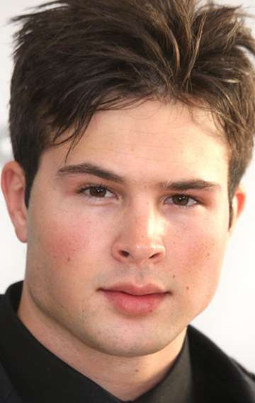 Актер Коди Лонго