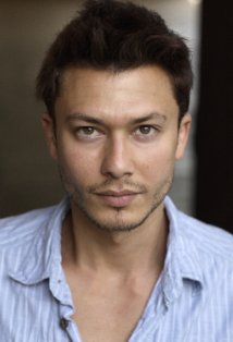 Актер Арки Аломар