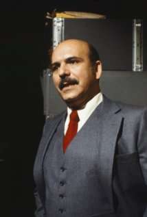 Актер Рене Энрикес