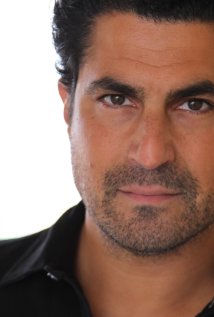 Актер Крис Виктор