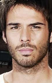 Актер Алекс Бараона