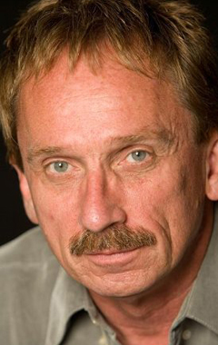 Актер Кевин Хоули