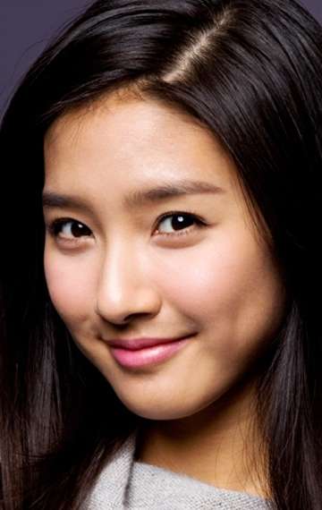 Актер Ким Со Ын