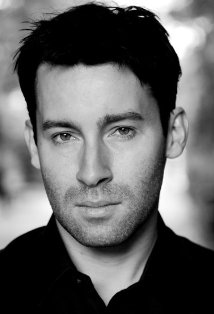 Актер Пол Ханна