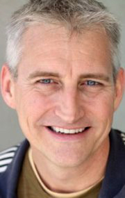 Актер Дэвид Кённен