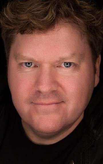 Актер Стивен Хантер