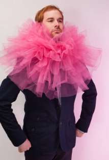 Актер Эндрю Сантино