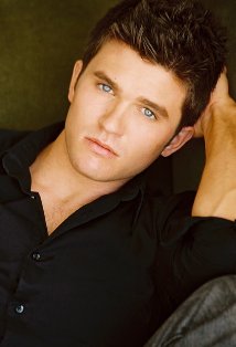 Актер Эндрю Ландер