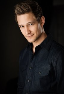 Актер Эндрю Дженкинс