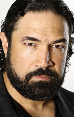 Актер Маурицио Овейлл