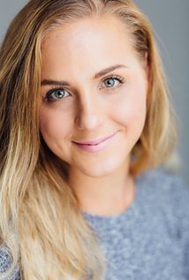 Актер Сюзанн Дервиш-Али