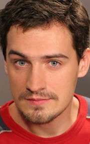 Актер Павел Савинков