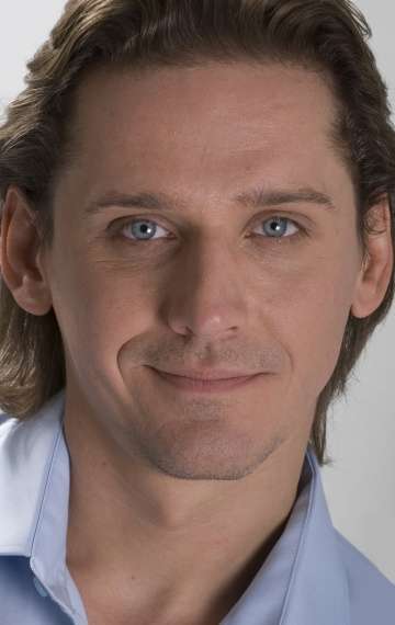 Актер Юрий Батурин