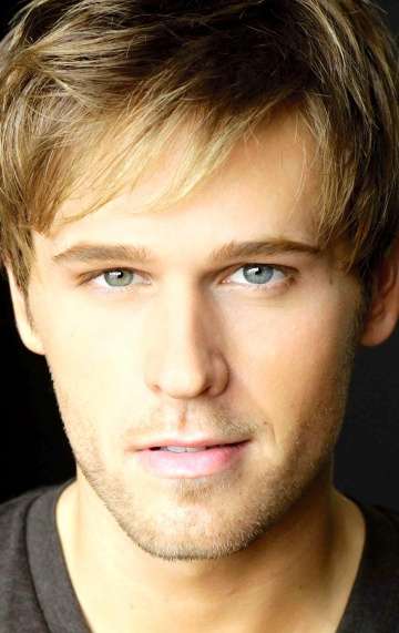 Фото Дэн Амбойер