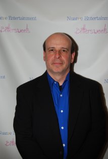 Актер Оскар Дж. Кастилло