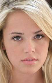 Актер Натали Холл