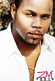 Актер Кейон Адамс