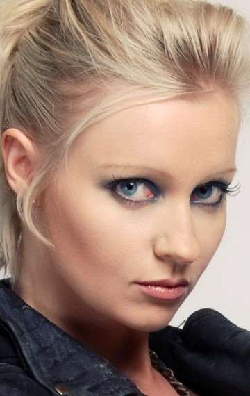 Актер Аксель Кэролин