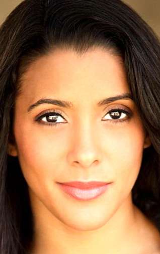 Актер Дорис Моргадо