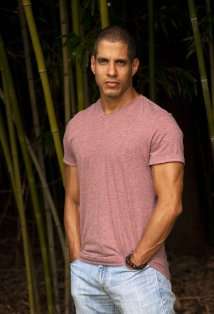 Актер Мэнни Айала