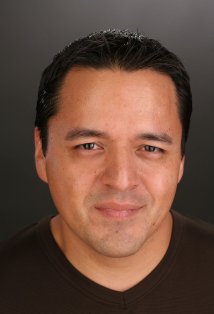 Актер Рэй Л. Перес