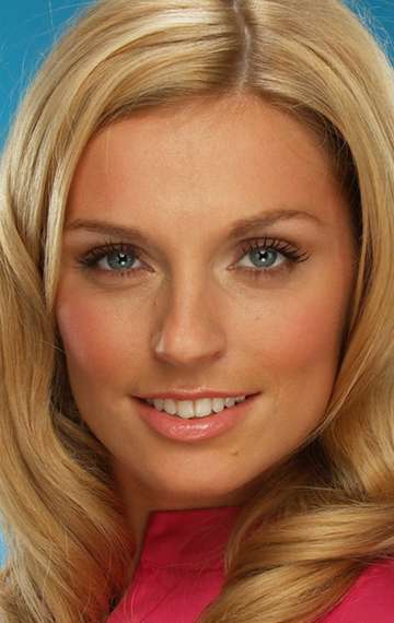 Актер Александра Савельева