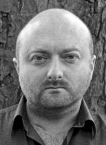 Актер Дэвид Пирс