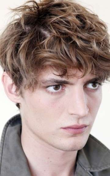 Актер Нильс Шнайдер