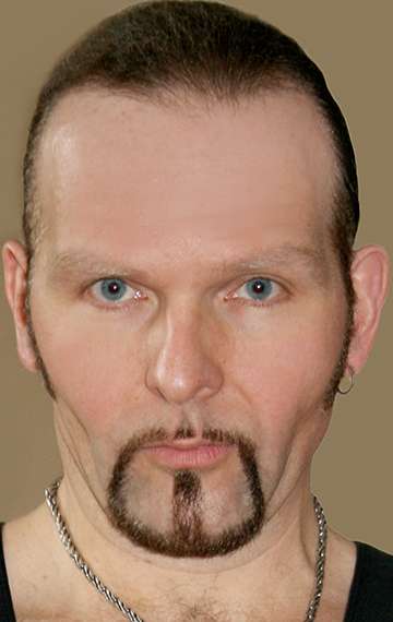 Актер Алекс Зивак