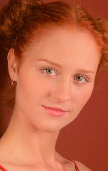 Актер Нина Курпякова