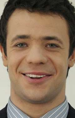 Актер Артём Осипов