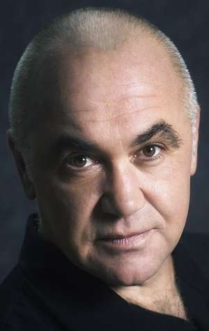 Актер Василий Баша